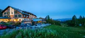 Jugendgästehaus Tauplitzalm - 格伦德尔湖