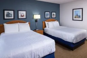 Harbor Town Inn - Two Rivers