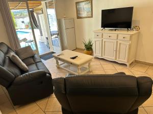 Villas Villa charmante a Tourrettes avec piscine privee : photos des chambres