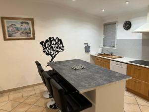 Villas Villa charmante a Tourrettes avec piscine privee : photos des chambres