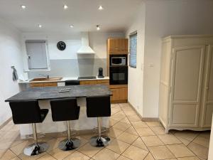 Villas Villa charmante a Tourrettes avec piscine privee : photos des chambres