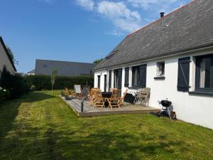Maison HERMANVILLE SUR MER plein pied-à côté de la plage