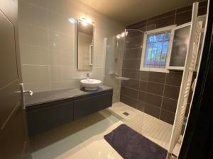 Appartements ARGELES sur MER APPT ETAGE CALELLA TOUT CONFORT JARDIN PISCINE PARKING WIFI : photos des chambres