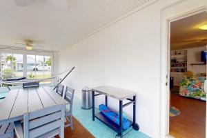 Lorraines Beach Cottage