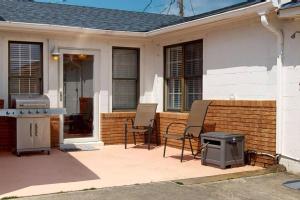 Lorraines Beach Cottage