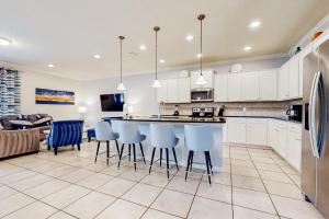 Grand Retreat - Windsor at Westside