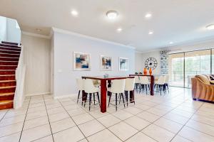 Grand Retreat - Windsor at Westside