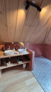 Appartements La Charretterie-Domaine de la Valaine : photos des chambres