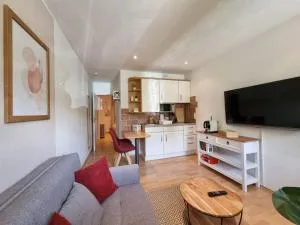 Charysma - Landhausstil, Terrasse, Parkplatz - Emmerthal