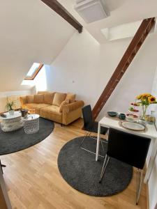 LOVELY Apartment