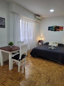 Amplio Monoambiente para 2 a 50mts Congreso de la Nación