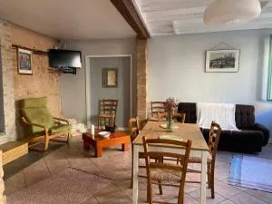 Appartement 3 pièces RDC plein centre ville - 米朗德