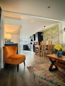 Sea Walk Cottage, Milford On Sea