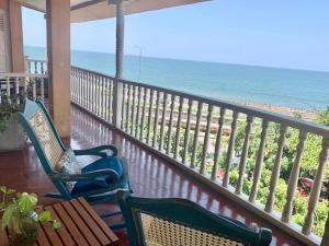 Benedetti: Building in the historic center of Cartagena