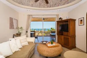 Bella Sirena Condo 201-E - Elegant Condo with Sunrise Sea Views - بورتو بيناسكو