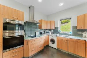 Jenkins Crag at Romney Grange