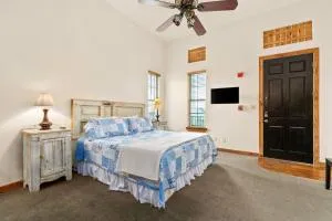 #26 at Gruene Silo Inn - Thorn Hill