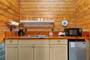 #24 at Gruene Silo Inn