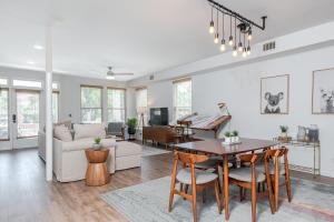 20% OFF I Ybor City Gem I Steps to 7th Ave