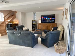 Maisons de vacances Les Gites de La Pellerie - 20 personnes - piscines interieure & exterieure et Jacuzzi - 3 gites : photos des chambres