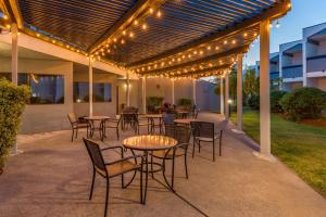 Best Western Plus Wine Country Inn & Suites