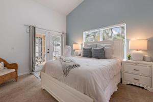 Indian Ridge - Pool Home with Spa, Newly Renovated