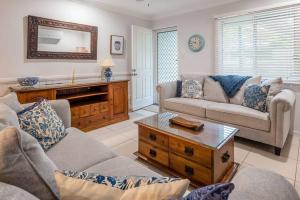 BirdCall Yeronga -City Couples Sanctuary