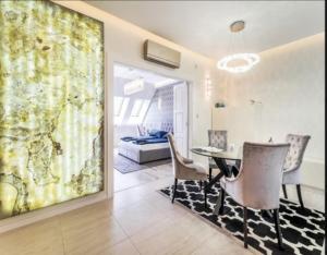 Jacuzzi Roofterrace Luxury over the Opera