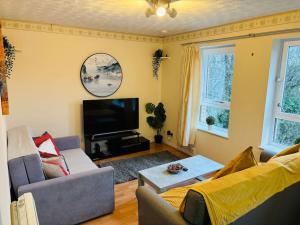 Edinburgh Two Bedrooms Apartment with Free Parking