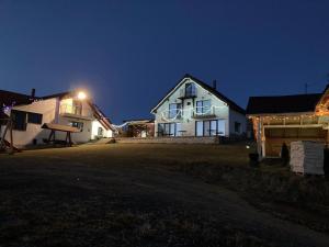 Casa din Livadă, Poiana Mărului, Brasov