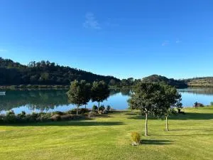 Purangi Waterfront Retreat - 哈海