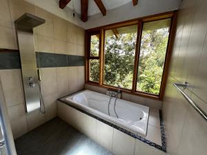 Hacienda Jimenita Wildlife Reserve