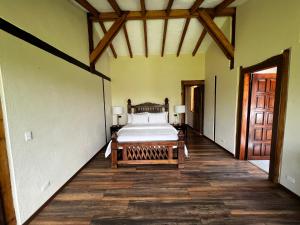 Hacienda Jimenita Wildlife Reserve