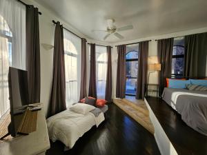Elegance of Harlem