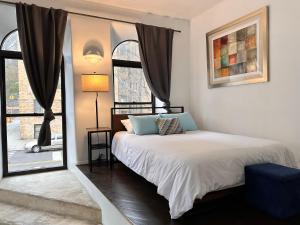 Elegance of Harlem