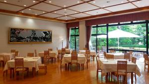 KARUIZAWA KLUB SZTUKI