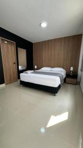 Elegancia, Confort, Cercania a MallPlaza Cali. Apto #102 Tequendama