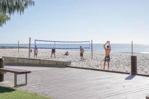 Ocean Views, Broadbeach #604 Beaches