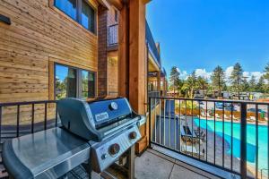 Zalanta 220 - Heavenly Wow-Pool View