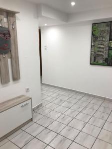 Schöne und große Ferien und Monteur Wohnung