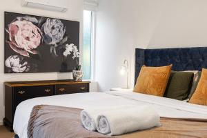 City Villa l Close to Everything l Whole home l Pet friendly