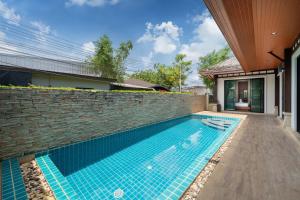 VIP Pool Villa 3E1 230m Rawai Beach