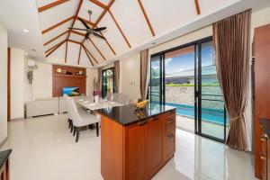 VIP Pool Villa 3E1 230m Rawai Beach