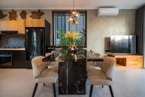 Luxury villa GoldenSun Canggu