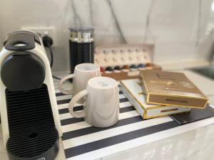 Central 4 BDRM Terrace with Office