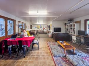 Somewhere To Stay Backpackers