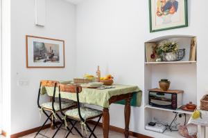 Appartements Les Orangers - Happy Rentals : photos des chambres