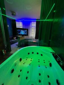 Apartments -Gold Glass Jacuzzi & Sauna Rynek Centrum -Parking -fakvat