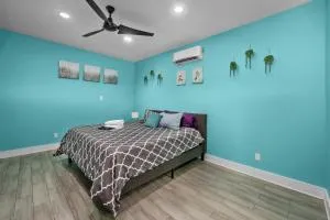 Cute and Cozy Studio Near Galleria - Charter Bank Building Heliport