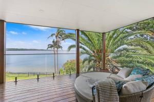 Panoramic Lakefront 6 BDRM Villa